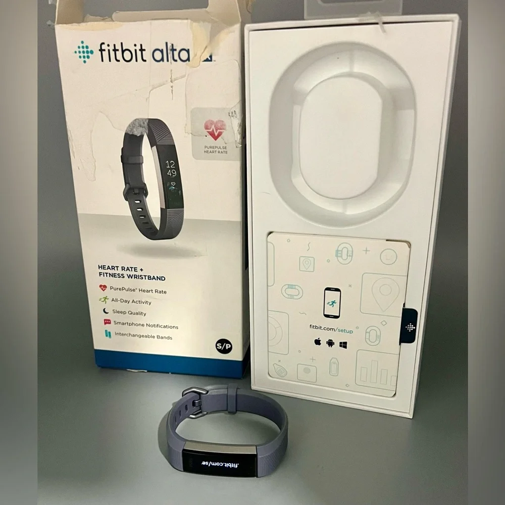 Fitbit Alta HR For Spares Or Repair